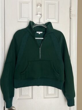 Hunter green cropped scuba